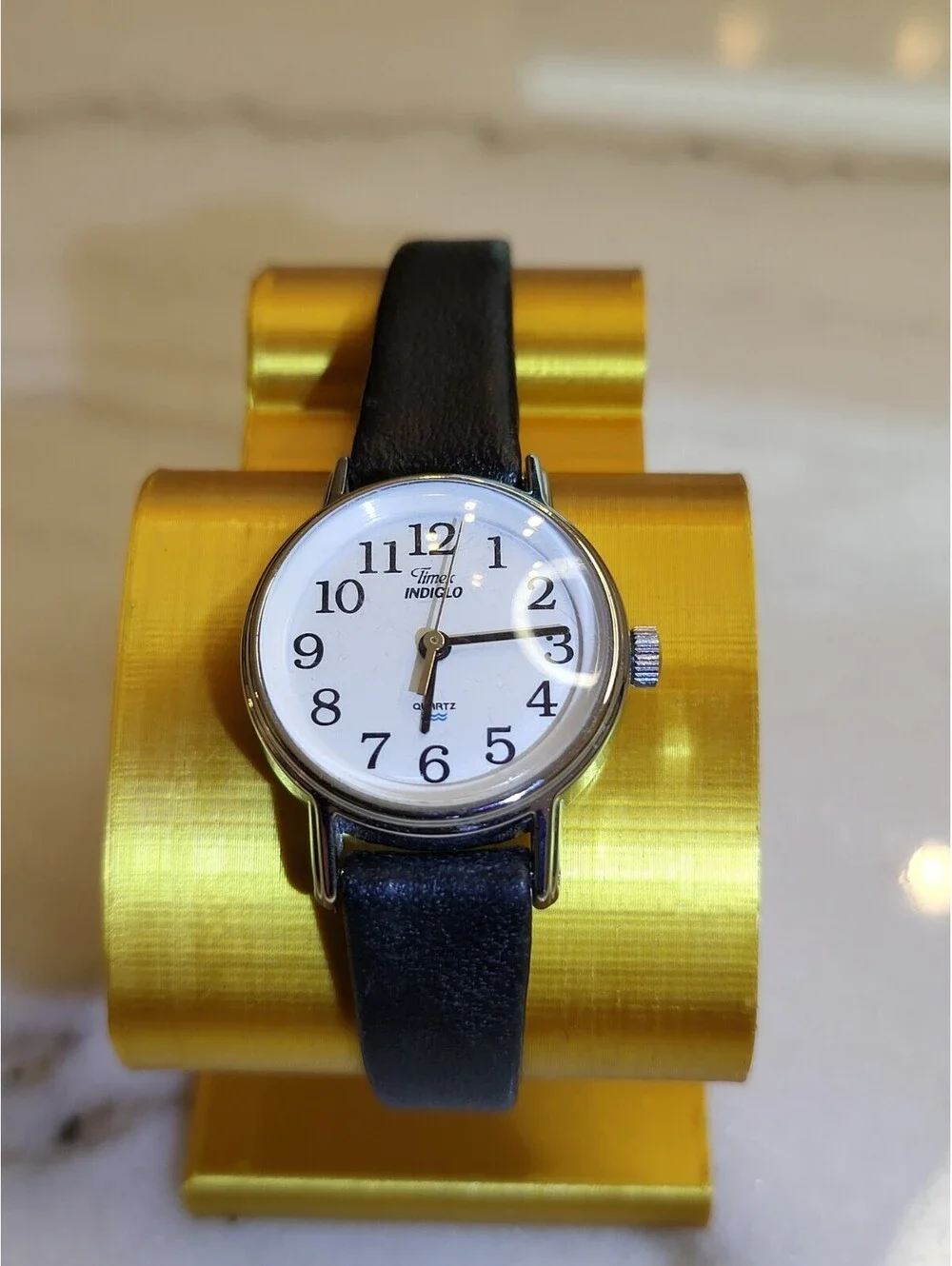 Vtg Timex Women's Quartz Watch Indiglo Works Perfectly EUC 23mm 7
